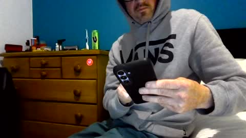 Snapshot of nephstardust chatting on 4, 8, 2026 nephstardust online show from 4, 8, 2026