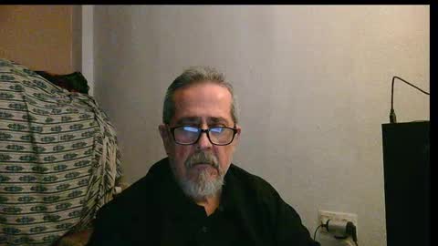 Snapshot of neron401 chatting on 14, 11, 2025 neron401 online show from 14, 11, 2025