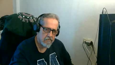 Snapshot of neron401 chatting on 16, 5, 2026 neron401 online show from 16, 5, 2026