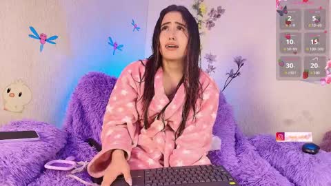          online show from 8, 3, 2025