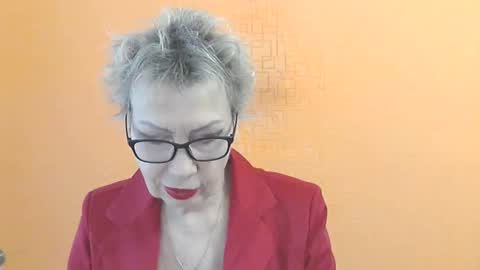 NessyJenixs online show from 8, 1, 2026