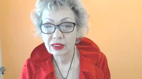 NessyJenixs online show from 4, 5, 2026