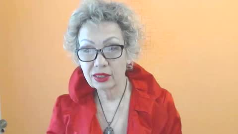 NessyJenixs online show from 7, 5, 2026