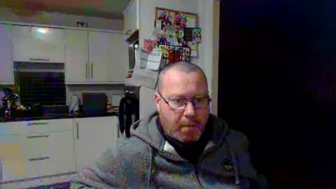 Snapshot of nesuk chatting on 12, 1, 2025 nesuk online show from 12, 1, 2025