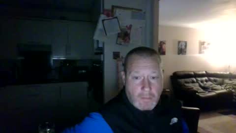 Snapshot of nesuk chatting on 25, 10, 2025 nesuk online show from 25, 10, 2025