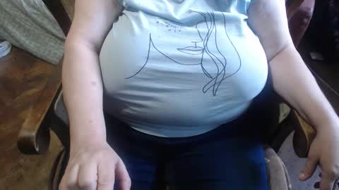 Lilly  online show from 23, 9, 2025