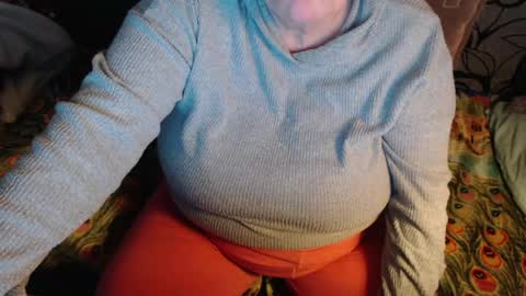 Snapshot of new_milf chatting on 21, 4, 2026 Lilly online show from 21, 4, 2026