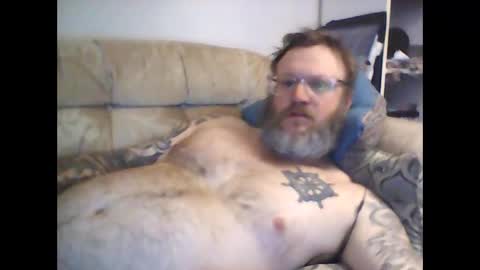 Snapshot of newbreed666 chatting on 26, 10, 2025 NEWBREED666 online show from 26, 10, 2025