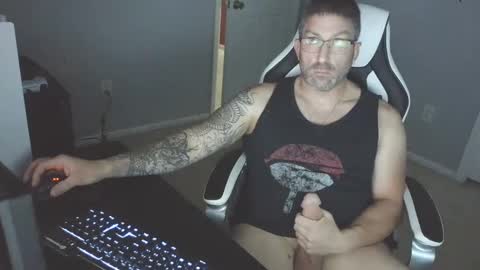 Snapshot of newevo chatting on 2, 10, 2025 newevo online show from 2, 10, 2025