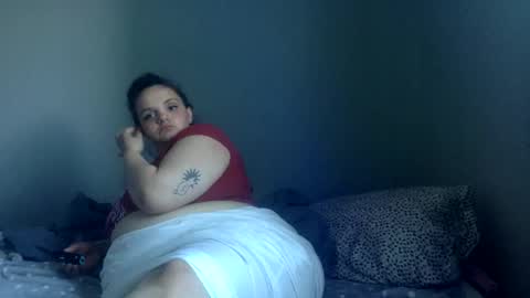 Snapshot of newfiebbw chatting on 28, 4, 2026 Ms. Natural online show from 28, 4, 2026