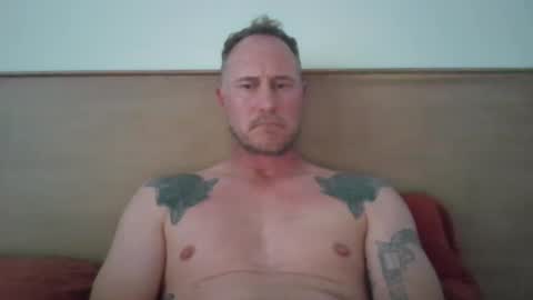 Snapshot of newportman1030 chatting on 11, 1, 2025 amandandhisgirl online show from 11, 1, 2025