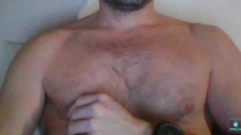 Snapshot of newtyguy90 chatting on 27, 12, 2024 newtyguy90 online show from 27, 12, 2024