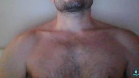 Snapshot of newtyguy90 chatting on 1, 1, 2025 newtyguy90 online show from 1, 1, 2025