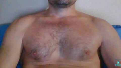 Snapshot of newtyguy90 chatting on 15, 1, 2025 newtyguy90 online show from 15, 1, 2025