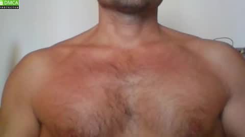 Snapshot of newtyguy90 chatting on 27, 9, 2025 newtyguy90 online show from 27, 9, 2025