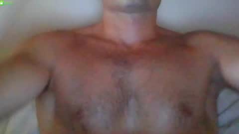 Snapshot of newtyguy90 chatting on 5, 7, 2026 newtyguy90 online show from 5, 7, 2026