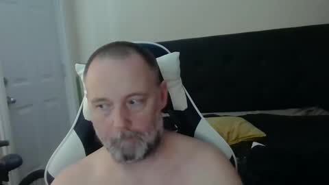 Snapshot of newvvorld chatting on 2, 12, 2024 NewWorld online show from 2, 12, 2024