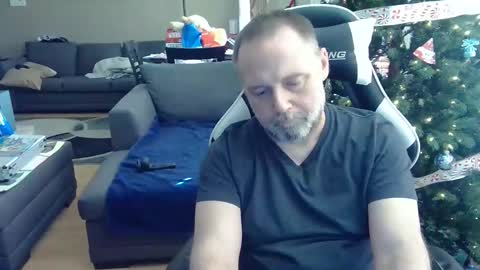 Snapshot of newvvorld chatting on 22, 12, 2024 NewWorld online show from 22, 12, 2024