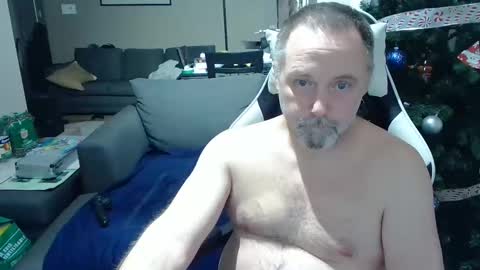 Snapshot of newvvorld chatting on 30, 12, 2024 NewWorld online show from 30, 12, 2024