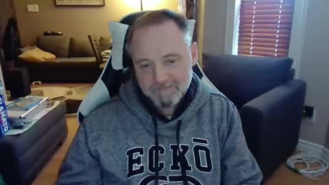 Snapshot of newvvorld chatting on 8, 1, 2025 NewWorld online show from 8, 1, 2025