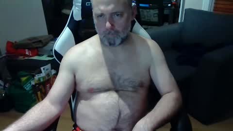 Snapshot of newvvorld chatting on 31, 1, 2025 NewWorld online show from 31, 1, 2025