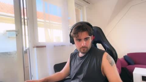 Snapshot of newzac23 chatting on 8, 6, 2026 newzac online show from 8, 6, 2026