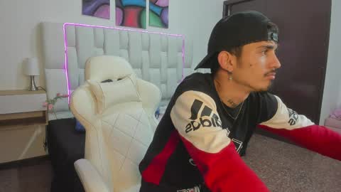 Snapshot of nextboywell1 chatting on 30, 3, 2026 Yeison online show from 30, 3, 2026