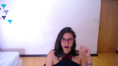 nextdoor_fantasy online show from 26, 2, 2025