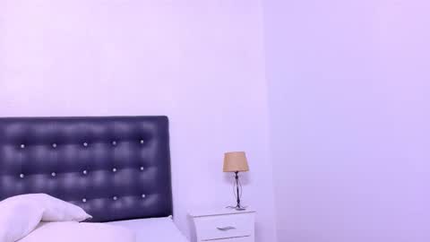 nextdoor_fantasy online show from 24, 3, 2026