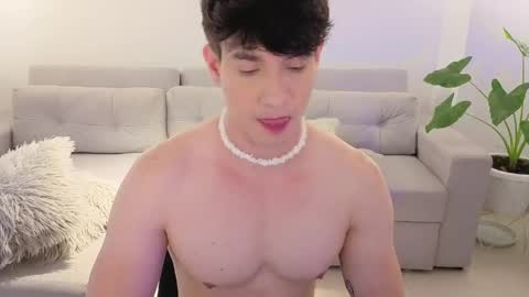   online show from 19, 4, 2026