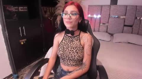 nezukoo_1 online show from 8, 6, 2026