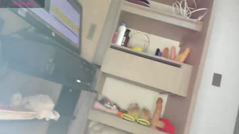 nia brown   online show from 23, 7, 2026