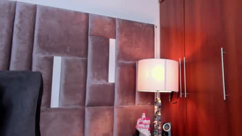 Nia online show from 14, 2, 2026