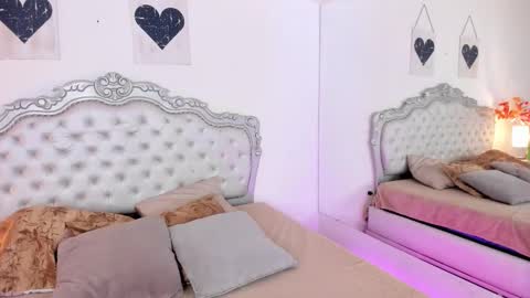 niacolussi online show from 9, 1, 2026