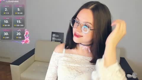 Snapshot of nice_kisss chatting on 11, 1, 2025 Alice online show from 11, 1, 2025