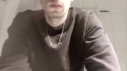 nick194207 online show from 15, 4, 2026