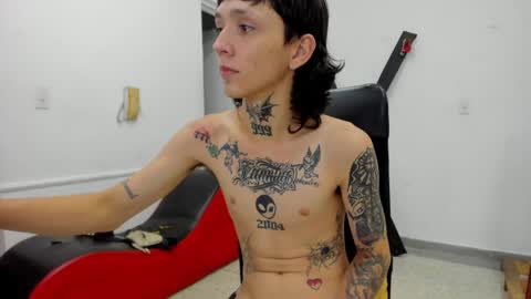 Snapshot of nick_straightboy chatting on 17, 4, 2026 Nick online show from 17, 4, 2026