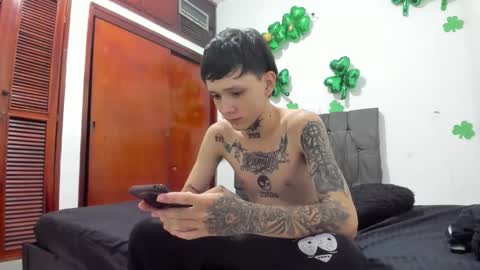 Snapshot of nick_straightboy chatting on 3, 5, 2026 Nick online show from 3, 5, 2026