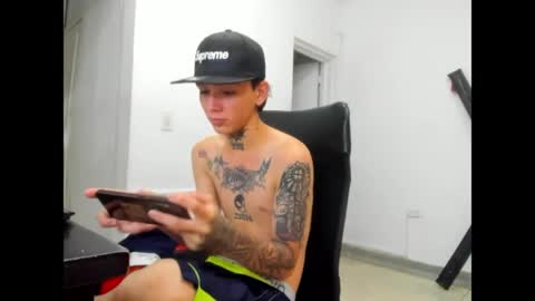Snapshot of nick_straightboy chatting on 27, 5, 2026 Nick online show from 27, 5, 2026