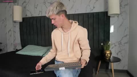 Nick  online show from 8, 11, 2025