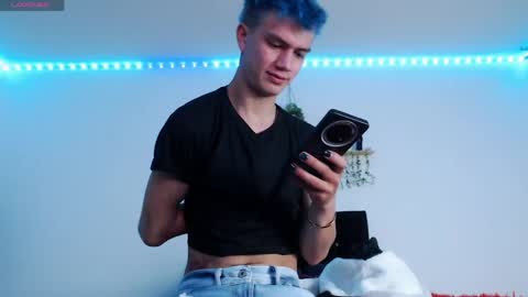 Snapshot of nick_torn chatting on 5, 6, 2026 Nick online show from 5, 6, 2026