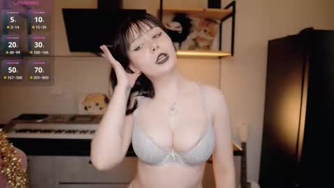 nickari_x online show from 13, 2, 2026