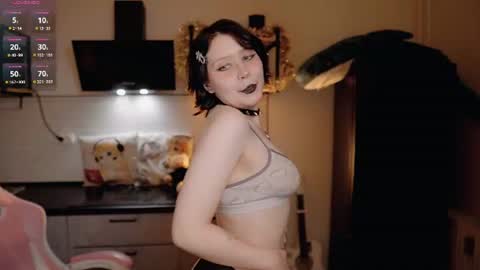 Snapshot of nickari_x chatting on 24, 6, 2026 nickari_x online show from 24, 6, 2026