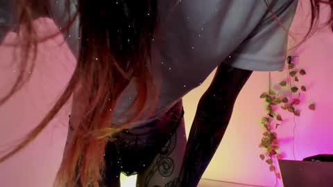   Help me reach 100 thumbs up online show from 22, 1, 2025