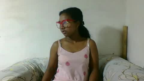 Snapshot of nickiqqyuu chatting on 5, 8, 2026 nickiqqyuu online show from 5, 8, 2026