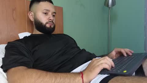 Nicolas              online show from 11, 2, 2026