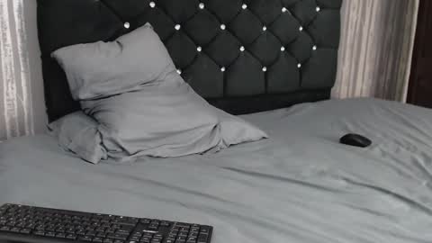 Snapshot of nickk_parkerr chatting on 20, 2, 2025 nickk_parkerr online show from 20, 2, 2025