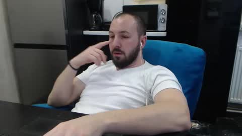 Snapshot of nickolas22 chatting on 4, 2, 2026 Julian online show from 4, 2, 2026