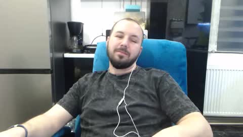 Snapshot of nickolas22 chatting on 5, 2, 2026 Julian online show from 5, 2, 2026