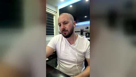 Snapshot of nickolas22 chatting on 15, 2, 2026 Julian online show from 15, 2, 2026